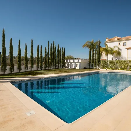 Charming Family Townhouse In Albufeira, Algarve Σπίτι διακοπών Αλμπουφέιρα