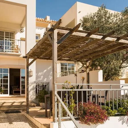 Σπίτι διακοπών Charming Family Townhouse In Albufeira, Algarve Αλμπουφέιρα